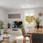 Four Seasons Apartamento *
